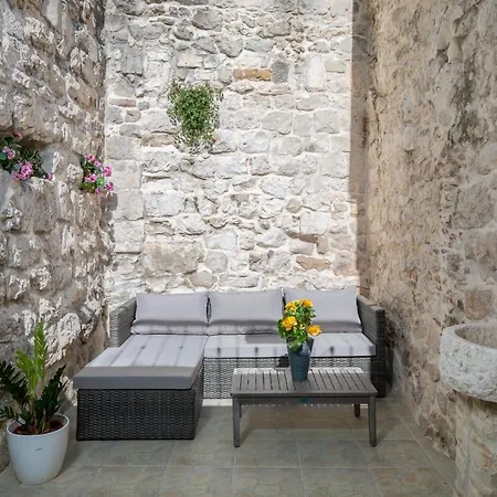Apartmán Luxury Spacious In The Heart Of