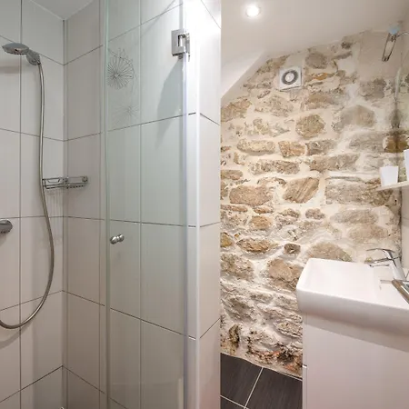 アパート Luxury Spacious In The Heart Of