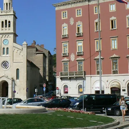 アパート Luxury Spacious In The Heart Of *