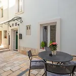 Luxury Spacious In The Heart Of アパート スプリト