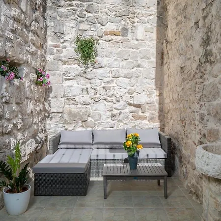 Apartment Luxury Spacious In The Heart Of