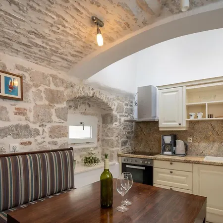 Apartment Luxury Spacious In The Heart Of