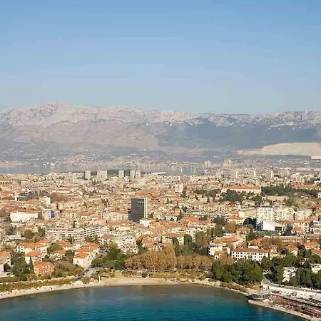 Appartement Luxury Spacious In The Heart Of *