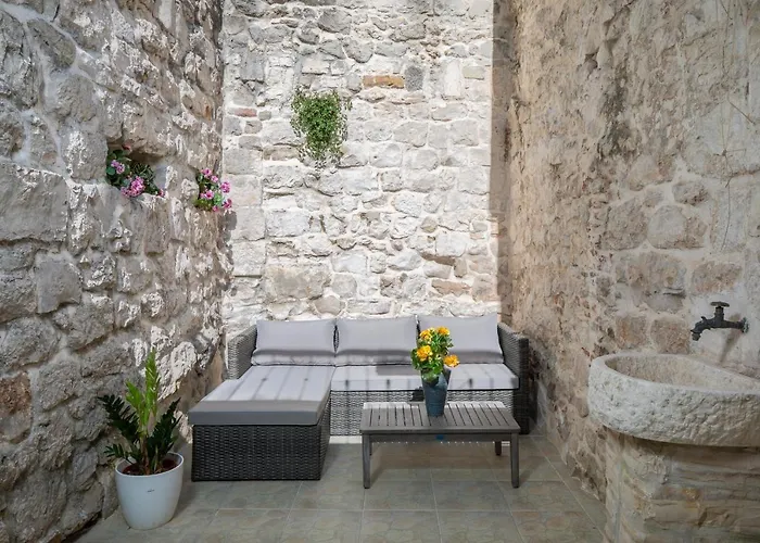 Daire Luxury Spacious In The Heart Of