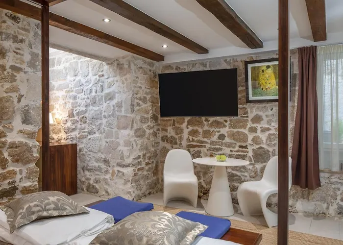 Luxury Spacious In The Heart Of Apartament *