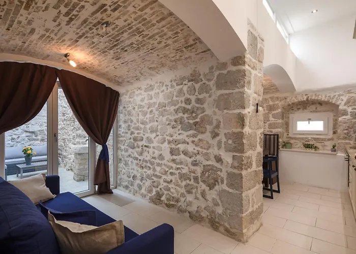 Luxury Spacious In The Heart Of Apartament