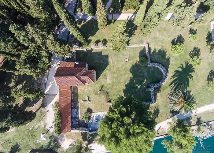 Luxury Spacious In The Heart Of