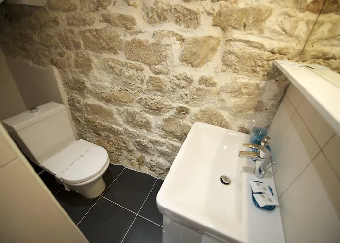 Luxury Spacious In The Heart Of Apartament